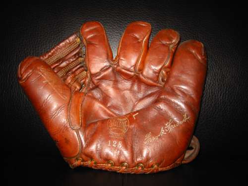 Frank Frisch Spalding 128 Front